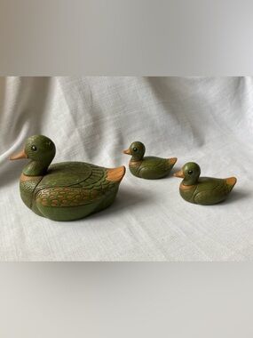 Vintage Handmade Ceramic Mama Duck Lidded Dish and Two Baby Ducks!